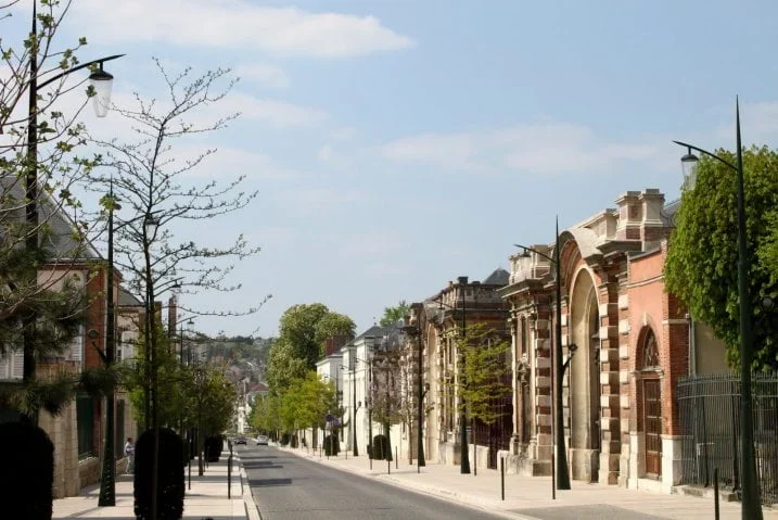 Champagne Tasting Tours from Paris avenue de Champagne